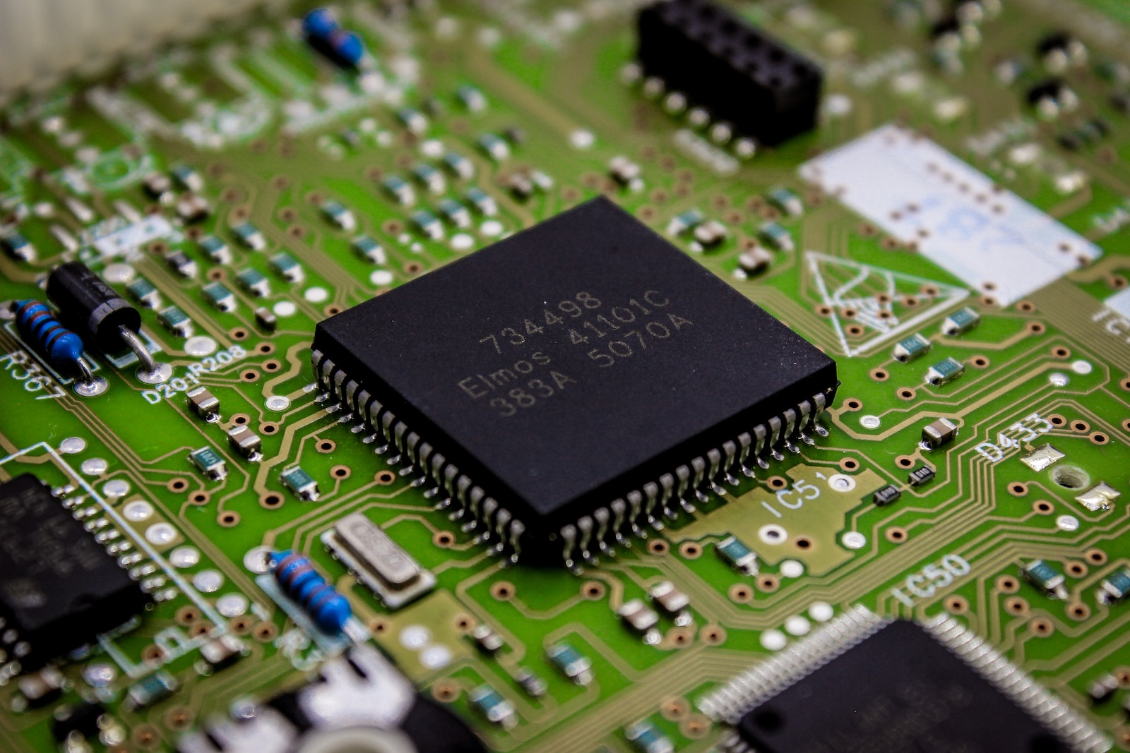 2023年第2四半期、ベトナムの半導体生産が急減